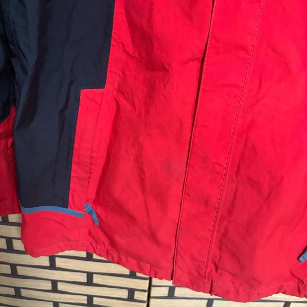 The North Face Red Hyvent‎ Jacket Boys Size XL (18/20)